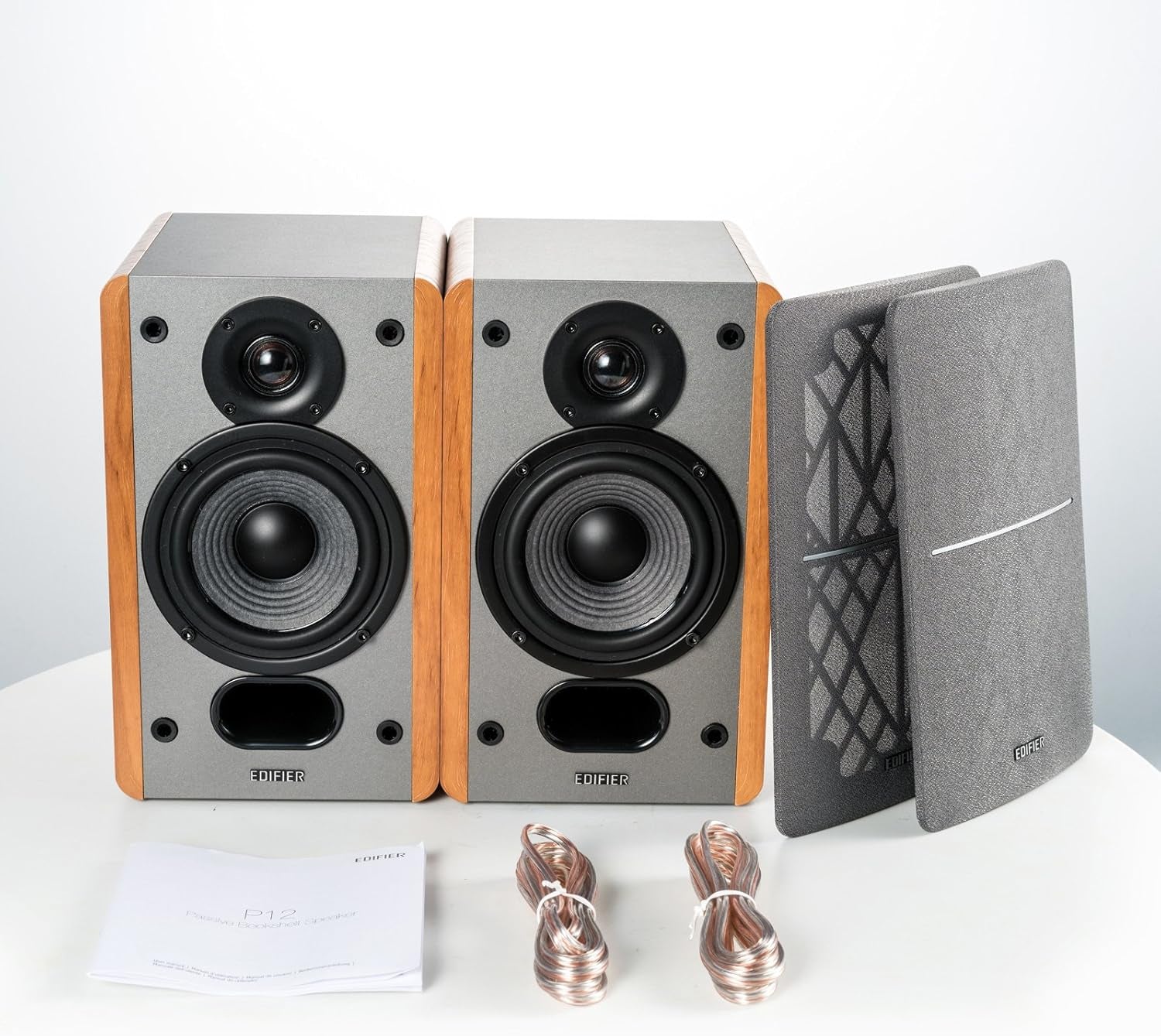 Edifier P12 - Altavoces Pasivos De Estantería Con Soporte De Pared Integrado (Madera)